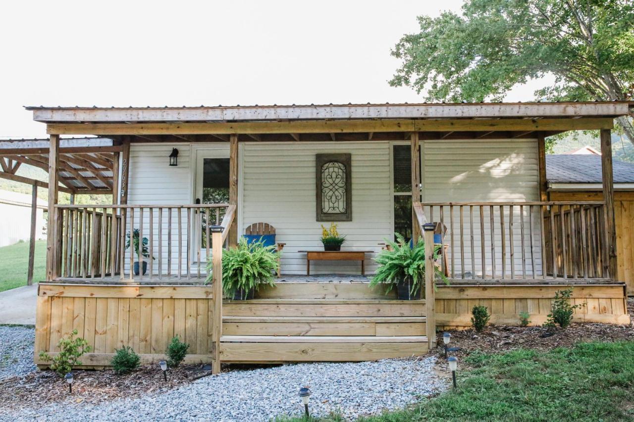 Moonlight Cottage - Your Romantic & Scenic Escape セバービル エクステリア 写真